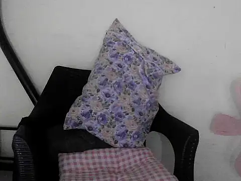 mimi15 online show from 11-01-25, 10:56