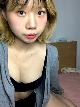 Snapshot of zhaomosheng125216 chatting on 10-24-25, 12:52 zhaomosheng125216 online show from 10-24-25, 12:52