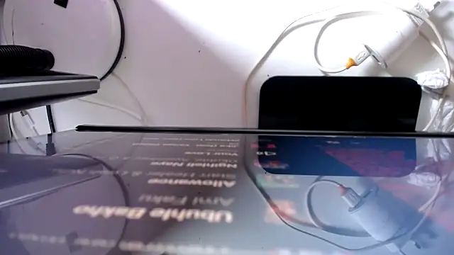 EssenceLovers online show from 11-22-25, 07:40