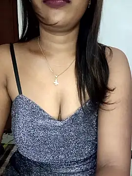 Snapshot of Tamil_kavinila chatting on 05-06-26, 04:30 Tamil kavinila online show from 05-06-26, 04:30