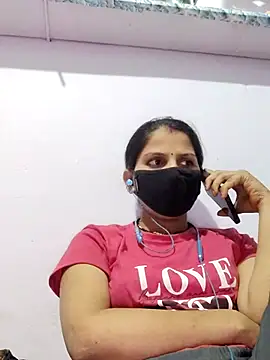 Snapshot of poojam93 chatting on 11-06-25, 03:24 poojam93 online show from 11-06-25, 03:24