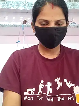 Snapshot of poojam93 chatting on 11-21-25, 02:54 poojam93 online show from 11-21-25, 02:54