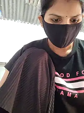 Snapshot of poojam93 chatting on 12-02-25, 02:28 poojam93 online show from 12-02-25, 02:28