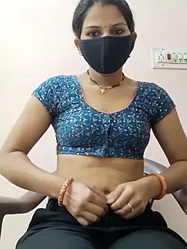 Snapshot of poojam93 chatting on 12-17-25, 03:45 poojam93 online show from 12-17-25, 03:45