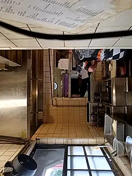 sarahkat86 online show from 10-28-25, 03:47