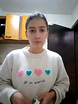 aytanna torrez online show from 11-25-25, 12:38