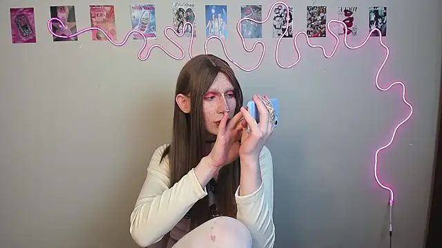 yoi mika online show from 11-28-25, 11:07