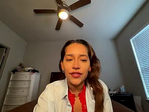 Snapshot of eurydicee chatting on 09-13-25, 07:57 eurydicee online show from 09-13-25, 07:57