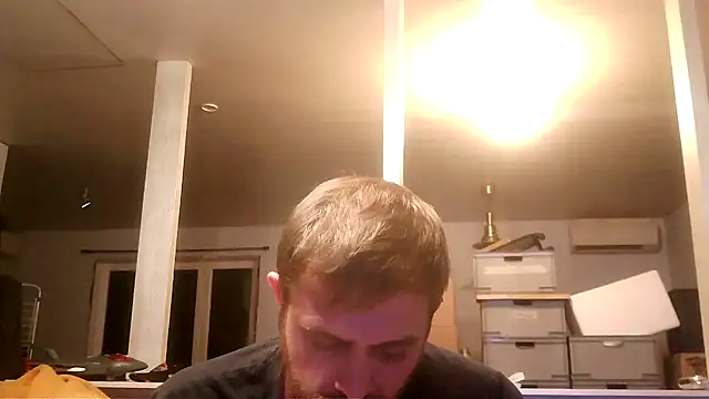 Bikerhot883hd online show from 10-31-25, 08:32