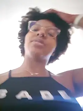 Snapshot of ImBlackSiren chatting on 11-11-25, 01:11 ImBlackSiren online show from 11-11-25, 01:11