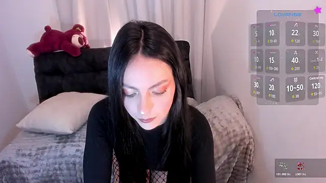 Snapshot of sarah_saenz_ chatting on 05-22-26, 06:09 sarah saenz online show from 05-22-26, 06:09