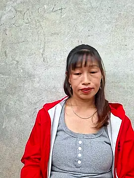 ngocngoc cute online show from 10-16-25, 08:04