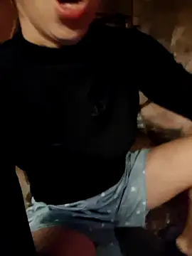 ngocngoc cute online show from 10-26-25, 10:47