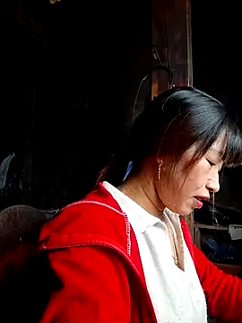 ngocngoc cute online show from 11-06-25, 01:06