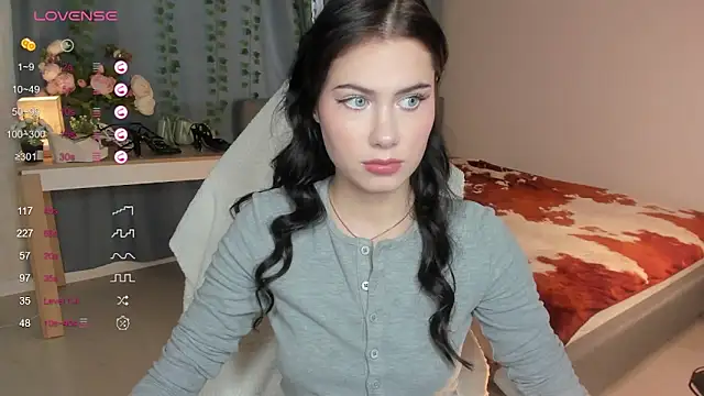 Vanellopes online show from 10-30-25, 11:55