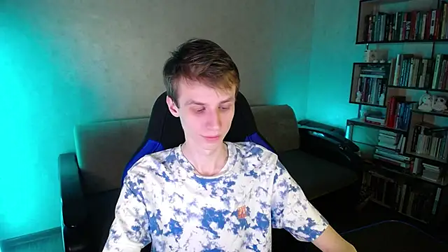 yes cute boy  online show from 02-14-26, 05:53