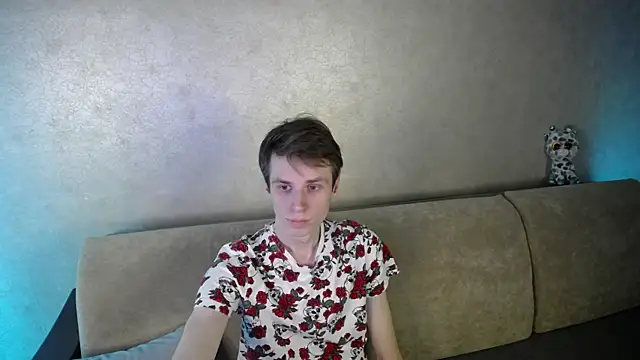 Snapshot of yes_cute_boy_ chatting on 03-13-26, 08:04 yes cute boy online show from 03-13-26, 08:04