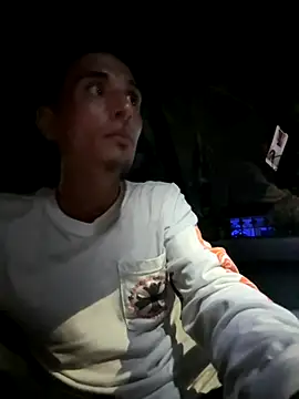 Cuban 4777 online show from 09-22-25, 03:08