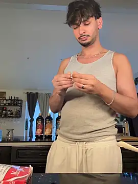 Gipsyboysteve online show from 12-17-25, 02:12