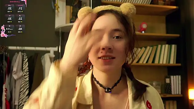 Snapshot of AlbertaClack chatting on 11-02-25, 11:45 AlbertaClack online show from 11-02-25, 11:45