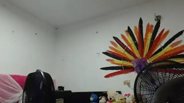 Snapshot of maggi_hotsson chatting on 05-10-26, 12:49 maggi hotsson online show from 05-10-26, 12:49
