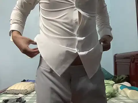 lahungdj12 online show from 11-10-25, 04:44