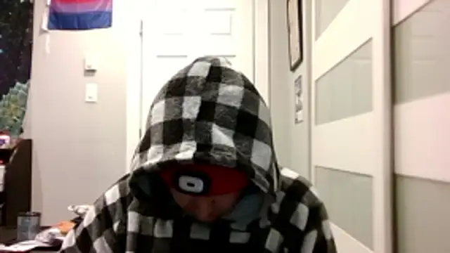 Snapshot of Bilover69 chatting on 04-03-26, 04:10 Bilover69 online show from 04-03-26, 04:10