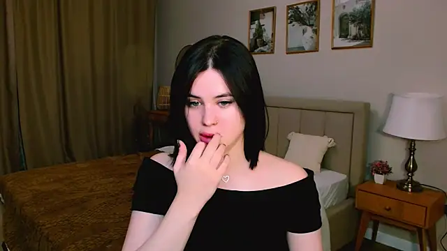 lil angel  online show from 02-11-26, 11:32