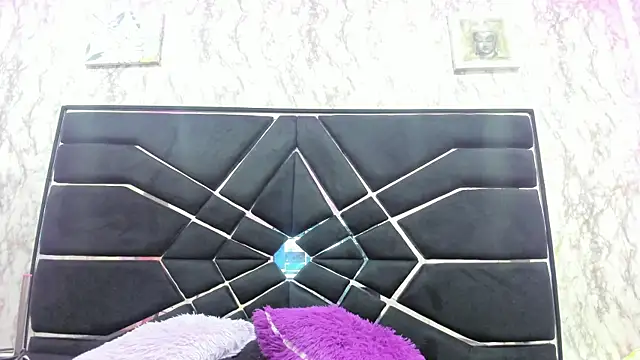 LITTLESUSSYY  online show from 09-23-25, 11:46