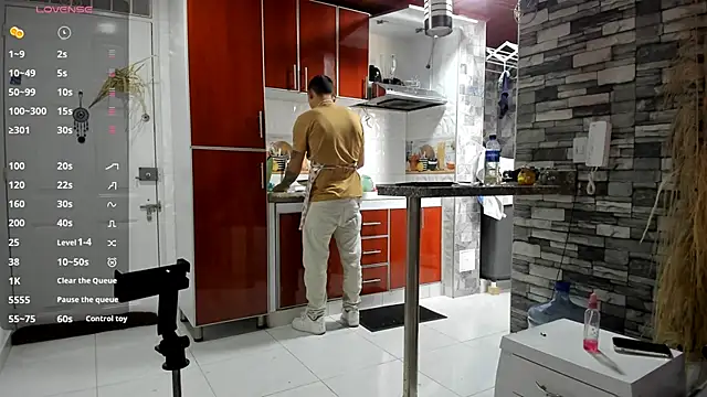 Masterblue hot online show from 11-11-25, 08:20