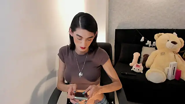 lily cash1 online show from 10-13-25, 07:58