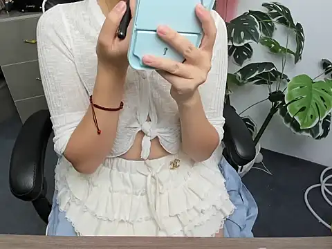 Xiao cute online show from 10-25-25, 04:57