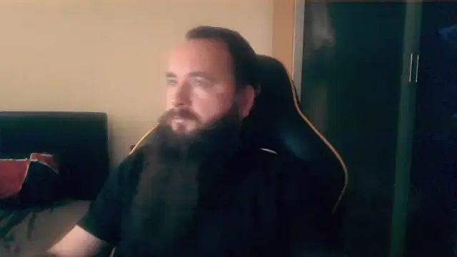 LondonMan1988 online show from 10-07-25, 07:27