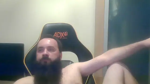 LondonMan1988 online show from 10-10-25, 08:52