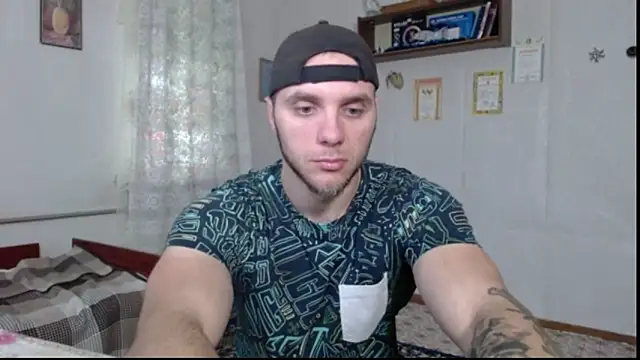 Snapshot of Jordan1Dior chatting on 05-10-26, 07:24 Jordan1Dior online show from 05-10-26, 07:24