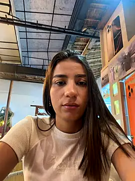 -juicy  online show from 11-12-25, 10:41