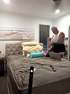 iamthepublickmasterbater online show from 03-13-26, 03:57