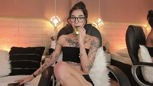 aa lunit online show from 01-16-26, 02:54