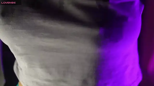 NidhiChandra online show from 11-12-25, 11:10