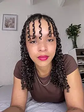 Snapshot of Yasmin777_ chatting on 05-22-26, 06:13 Yasmin777 online show from 05-22-26, 06:13