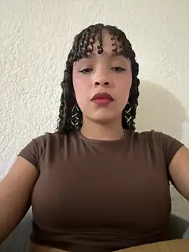 Snapshot of Yasmin777_ chatting on 06-23-26, 11:36 Yasmin777 online show from 06-23-26, 11:36