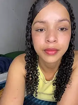 Snapshot of Yasmin777_ chatting on 06-28-26, 07:20 Yasmin777 online show from 06-28-26, 07:20