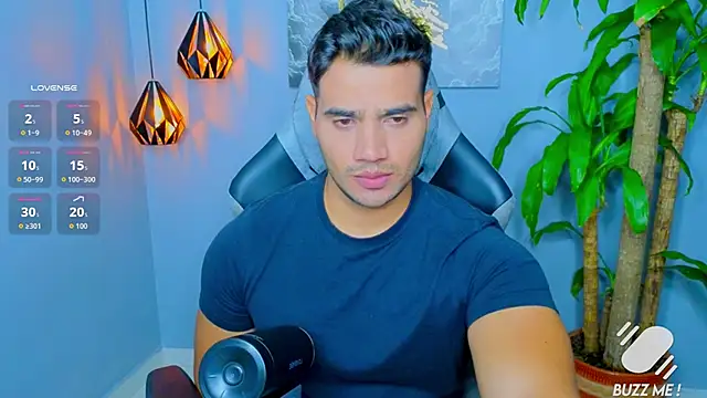 Snapshot of AndresR3 chatting on 09-10-25, 01:38 AndresR3 online show from 09-10-25, 01:38