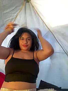 Issafoxx online show from 04-01-26, 12:50