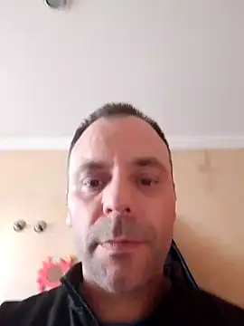 manchego85 online show from 10-28-25, 02:31