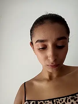 CandyFoxter  online show from 10-28-25, 09:57