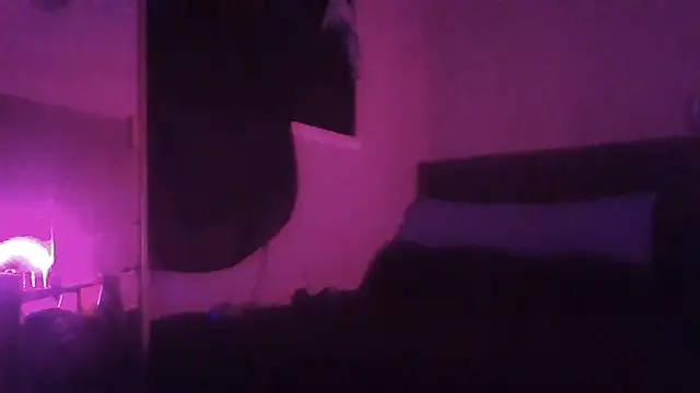 1n0nlythroat online show from 07-10-26, 05:01