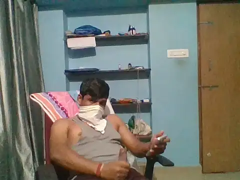 Snapshot of omkarcoll chatting on 11-03-25, 06:25 omkarcoll online show from 11-03-25, 06:25