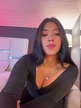 Snapshot of BellaFernandez__ chatting on 04-30-26, 01:06 BellaFernandez online show from 04-30-26, 01:06