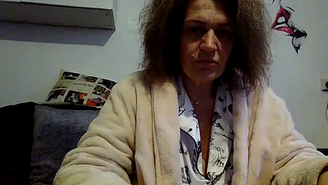 RubyyRosee online show from 11-16-25, 11:27